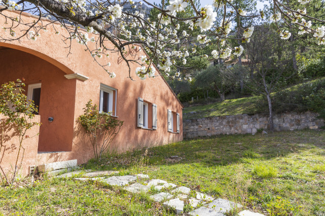 Les rosiers - © OT Moustiers Les rosiers