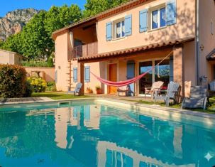 Lou Jas de Sylvain_Moustiers-Sainte-Marie - © Lou Jas de Sylvain_Moustiers-Sainte-Marie Lou Jas de Sylvain_Moustiers-Sainte-Marie